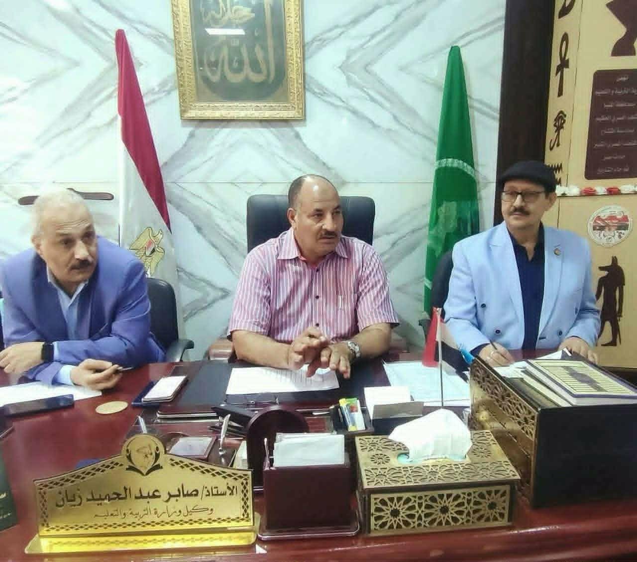 تعليم المنيا تواصل مقابلات اختيار مديري المدارس الابتدائية بأربع إدارات تعليمية