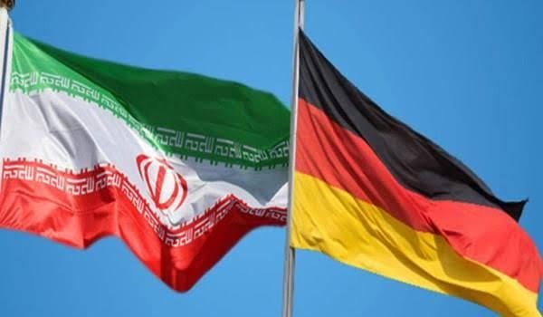 إيران تستدعي السفير الألماني احتجاجا على اتهامات أمنية