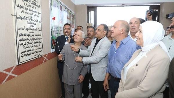 احتفالًا بعيدها القومي..محافظ الشرقية يفتتح 3 مدارس "تعليم أساسي وثانوي" بتكلفة 56 مليونا و 156 ألف جنيه بديرب نجم
