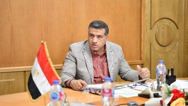 محافظ قنا يوجه بسرعة تنفيذ مشروعات الخطة الاستثمارية وفق أعلى المواصفات