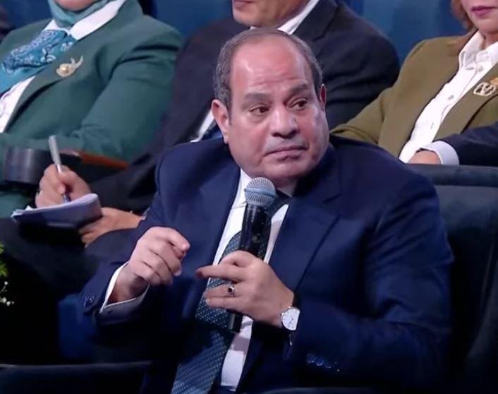 الرئيس السيسي للمواطنين: «اصبروا على البلد شوية.. هي على الطريق»
