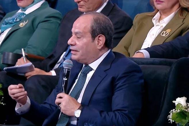 الرئيس السيسي: لو تغيير الحكومة هيحل المسألة كنت عملته على طول