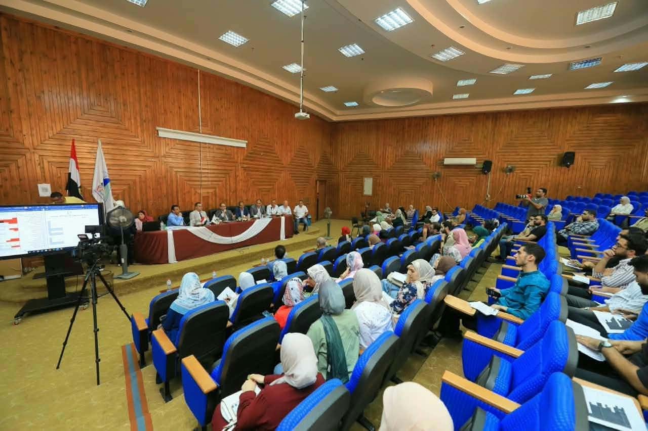 رئيس جامعة كفر الشيخ يشهد جلسة اختيار الأطباء المقيمين والمعيدين بكلية الطب: نستهدف مواصلة مسيرة التطوير