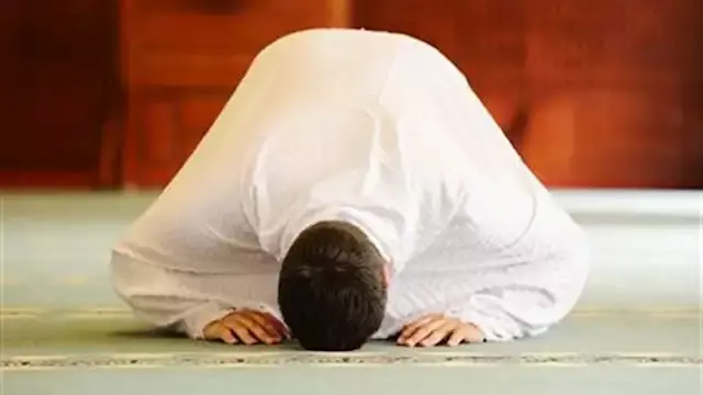 هل نسيان سجود السهو يبطل الصلا...