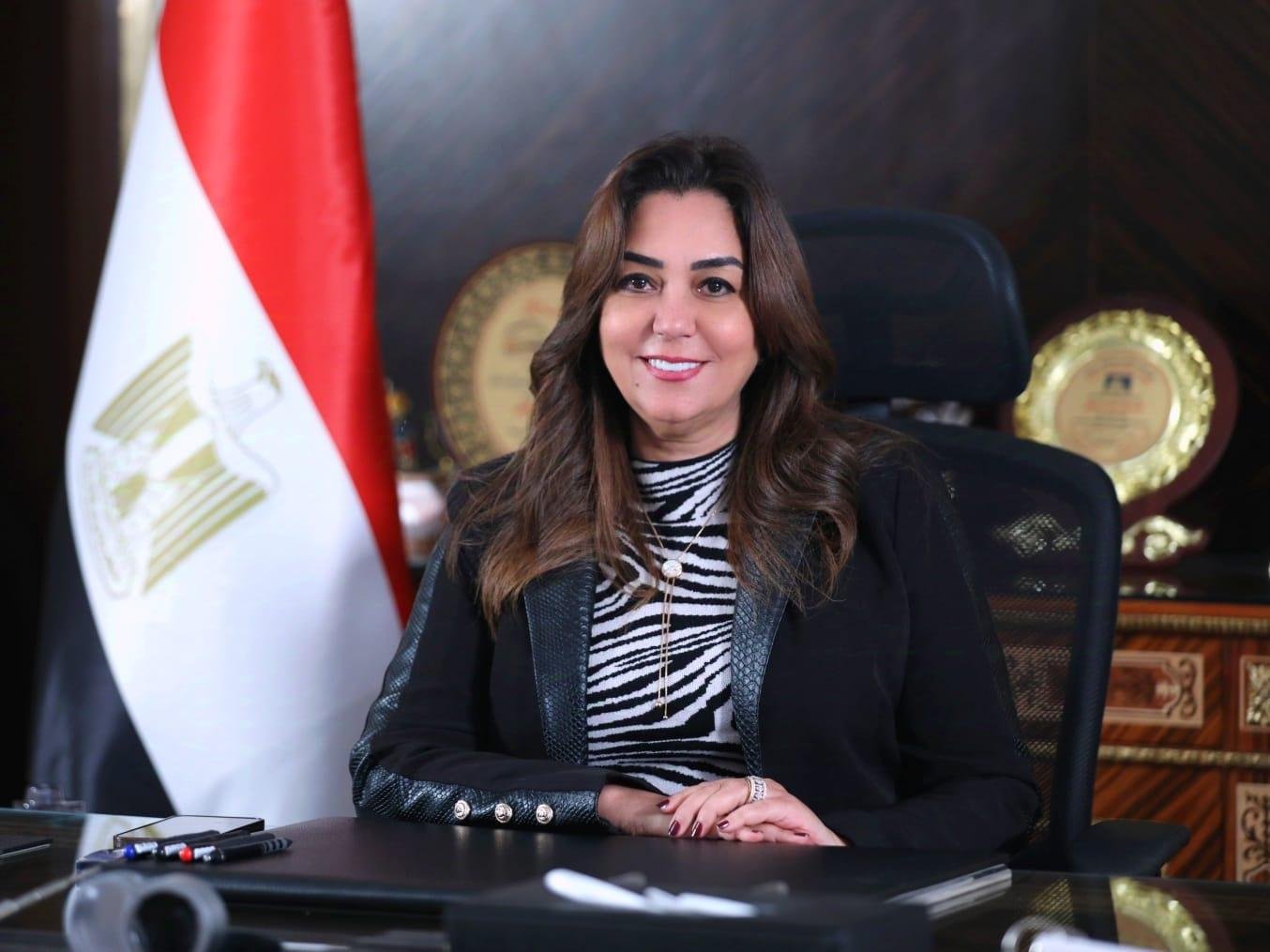 وزيرة التنمية المحلية والبيئة...