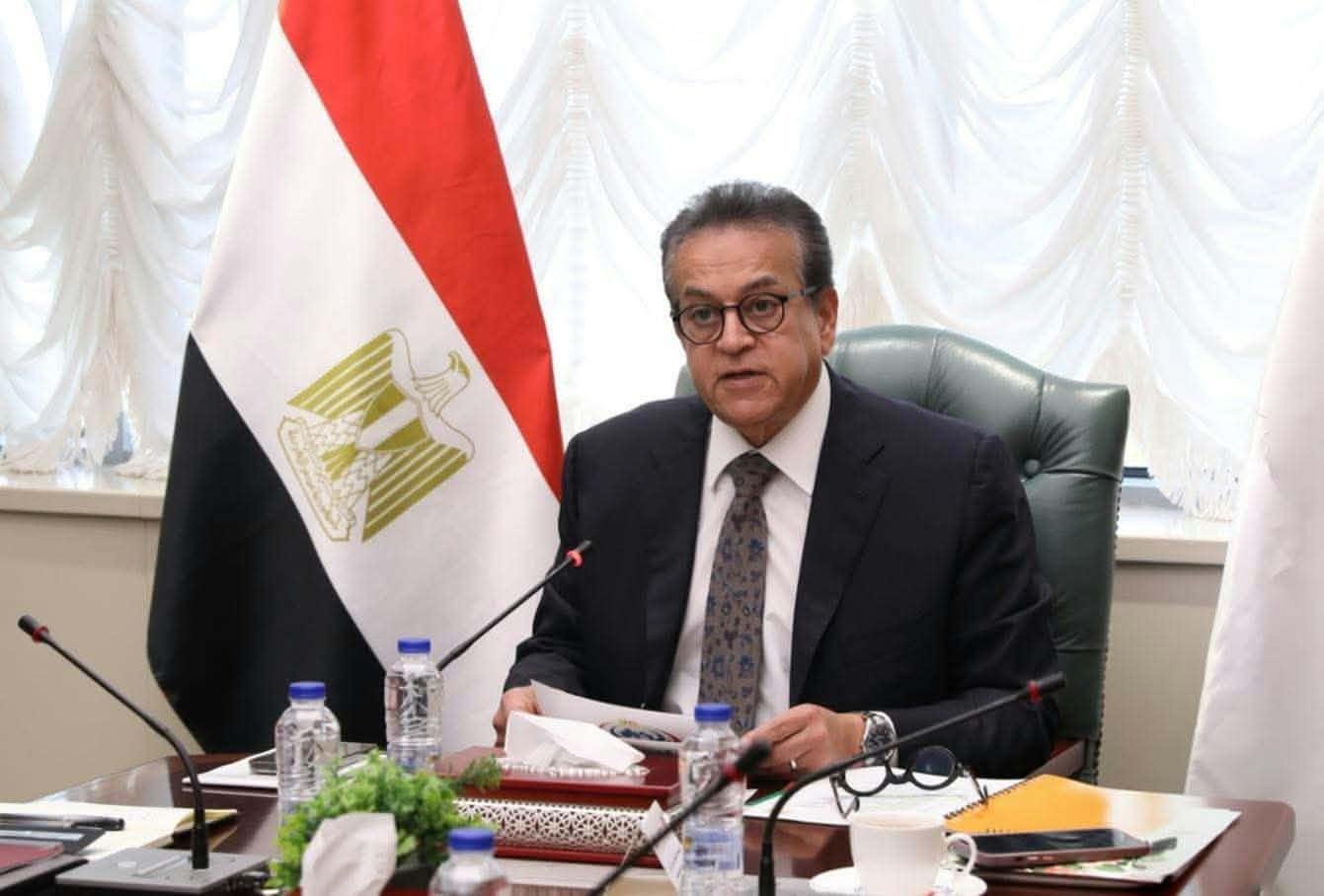 وزير الصحة: مصر ملتزمة بالتعاون مع الأشقاء الأفارقة لمواجهة تفشي إيبولا