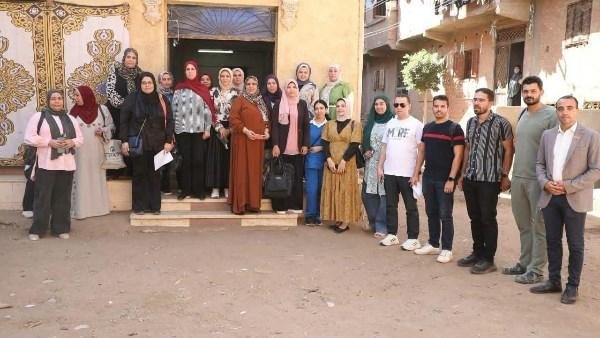 رعاية صحية وتوعية قانونية.. جامعة المنوفية تصل بخدماتها إلى أهالي عزبة راتب