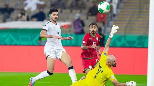 العراق يتصدر مجموعة خليجي 27 مؤقتًا بعد التعادل مع عُمان