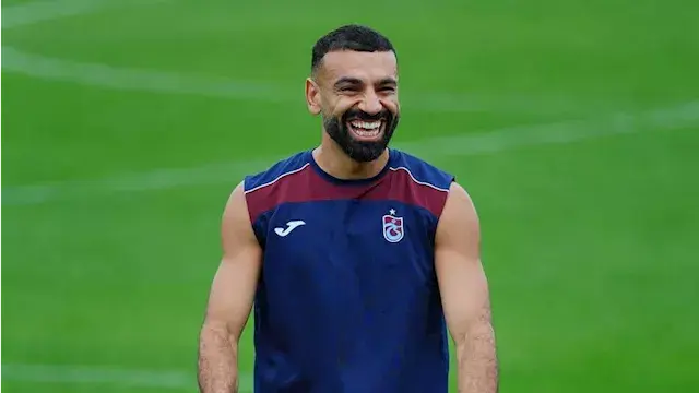 محمد صلاح يستعد لقمة بشكتاش بـ 3 صور جديدة