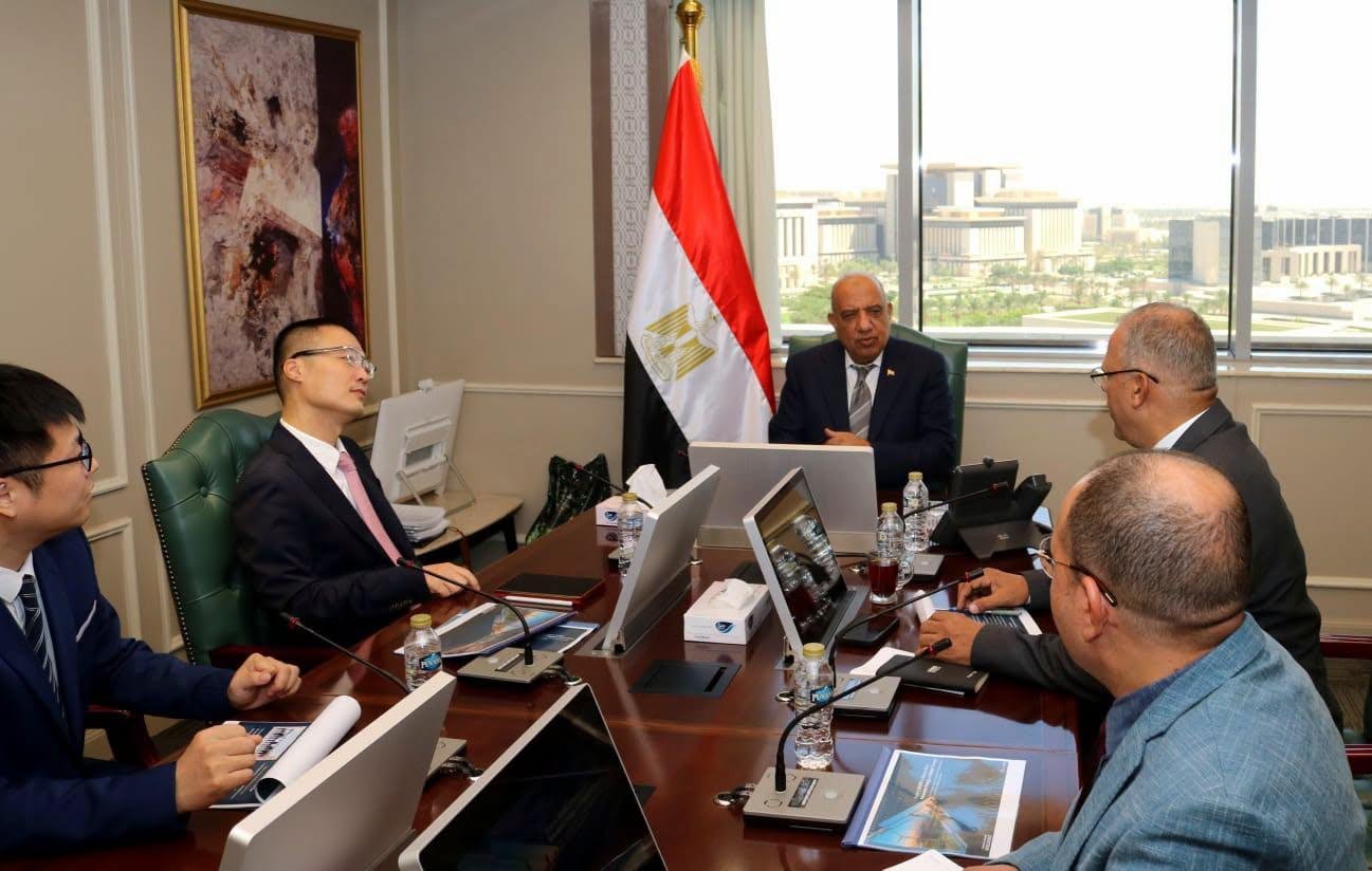 وزير الكهرباء: مشروعات تخزين ا...