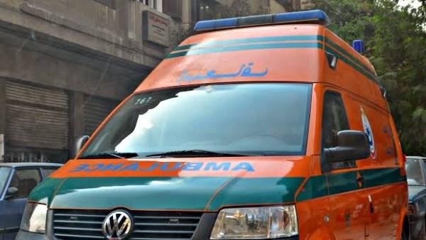 مصرع شخص في تصادم سيارتي نقل ثقيل «تريلا» واشتعالهما بالكامل على الطريق الصحراوي الغربي بالأقصر