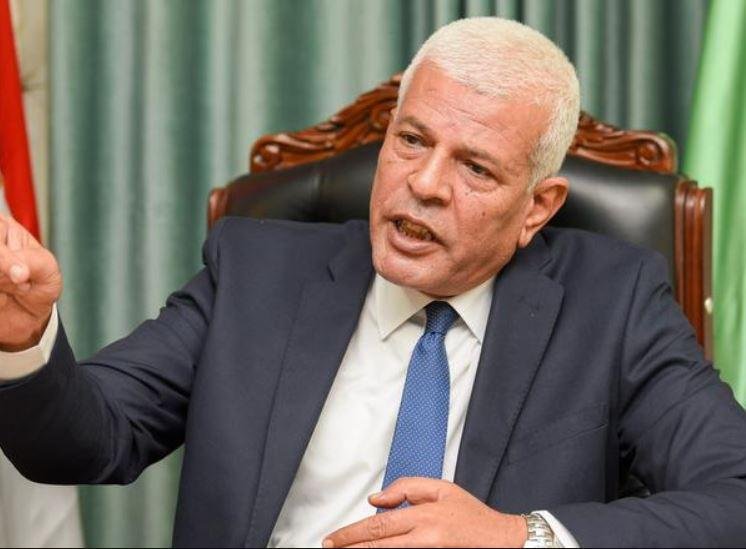 نقيب الزراعيين: القطاع يحتاج ل...