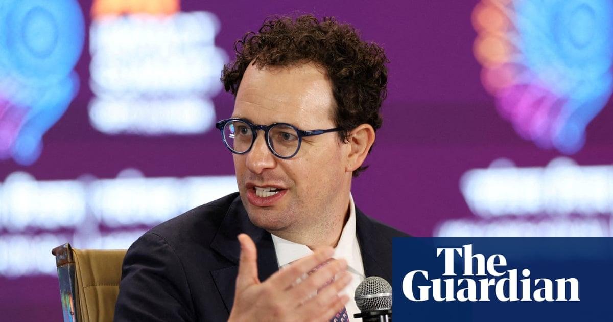 AI CEOs say they need to slow...