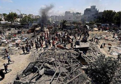 شهيد ومصابون بقصف الاحتلال وسط مدينة خان يونس
