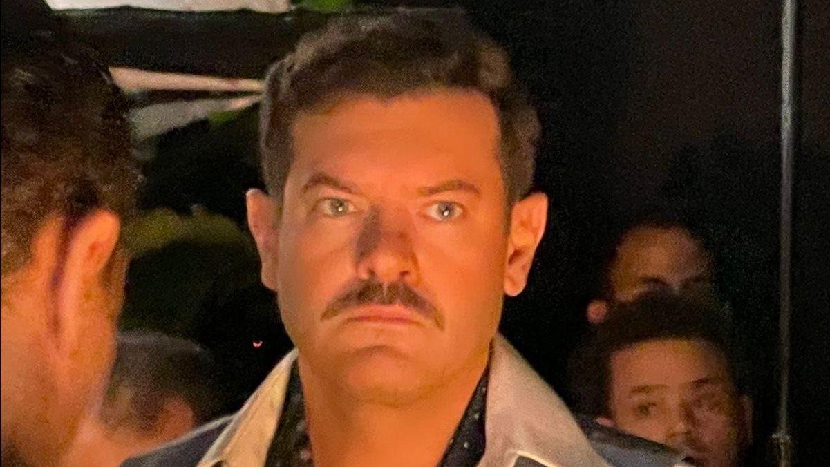 ما بكسرش بخاطر حد.. عمرو يوسف يكشف عن أهم ما تعلمه من نور الشريف