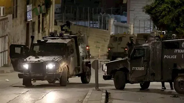 مواجهات وإصابات واعتقالات خلال اقتحامات الاحتلال في الضفة الغربية وقطاع غزة