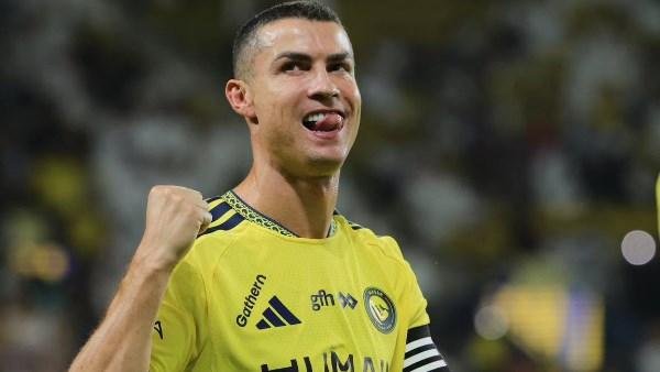 رونالدو يقترب من الألف التاريخي ويتجاوز السهلاوي.. ثلاثية النصر أمام الدرعية تُعزز رقمه القياسي العالمي