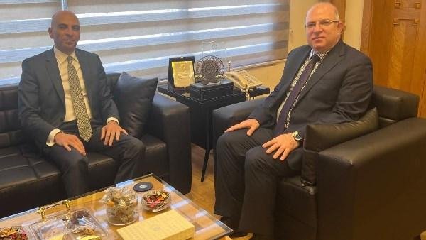 السفير تميم خلاف يبحث مع وزير العمل اللبناني أوضاع العمالة المصرية وسبل تذليل الصعوبات