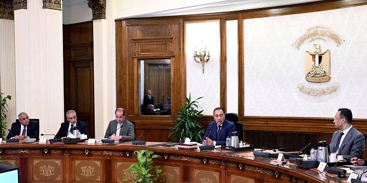رئيس الوزراء يتابع مستجدات العمل لعدد من مشروعات تكنولوجيا المعلومات والبنية التحتية للاتصالات والتحول الرقمي