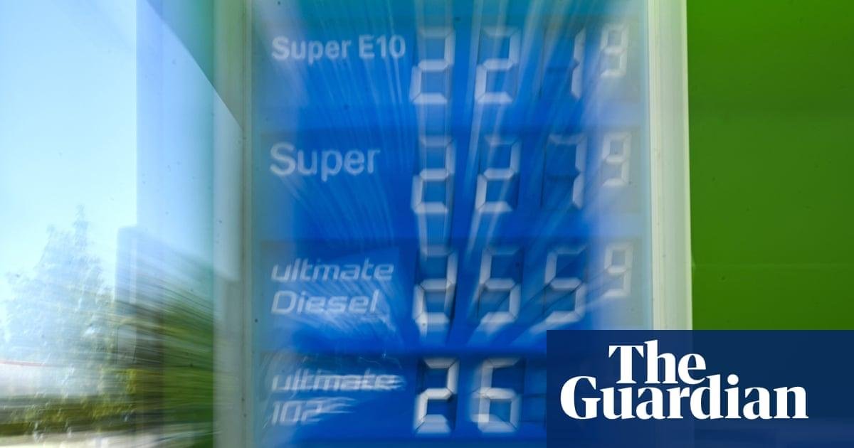 Interest rate dilemma for cent...