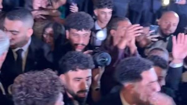 السولية يهنئ مصطفي شوبير بالزواج على طريقته الخاصة