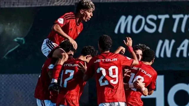 لتدريب فريق الشباب.. الأهلي يع...