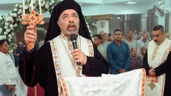 الأنبا إبراهيم إسحق يترأس صلاة رفع بخور عشية بكنيسة مار جرجس بكوم بوها