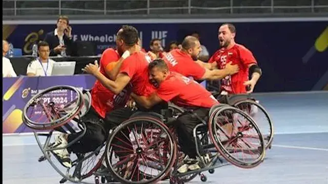 منتخب كرة اليد على الكراسي الم...