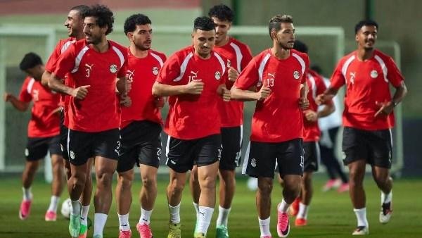 21 لاعباً في مران منتخب مصر استعداداً لأنجولا في تصفيات أمم أفريقيا.. صور