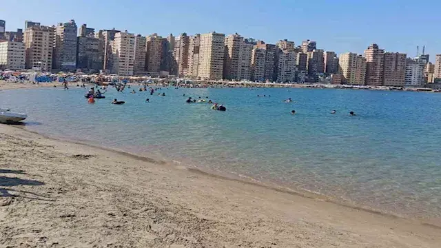 "البحر ملكك لوحدك".. شاهد شواط...