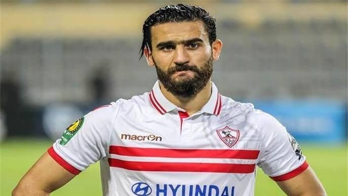 علاء عزت: تصريحات باسم مرسي بشأن مدافعي الأهلي غير موفقة.. والزمالك خسر 7 مباريات أمامه