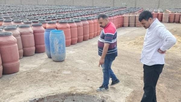 ضبط وإعدام أكثر من 24 طن مخللات خلال حملة أغذية على مصانع ببلبيس
