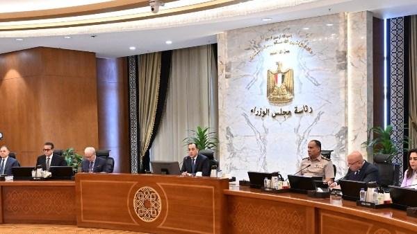 رئيس الوزراء: نعمل على تأمين المخزون الاستراتيجي من السلع والأدوية والأسمدة
