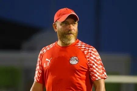 وائل رياض يعلن تشكيل منتخب الشباب أمام ليبيا في تصفيات شمال أفريقيا