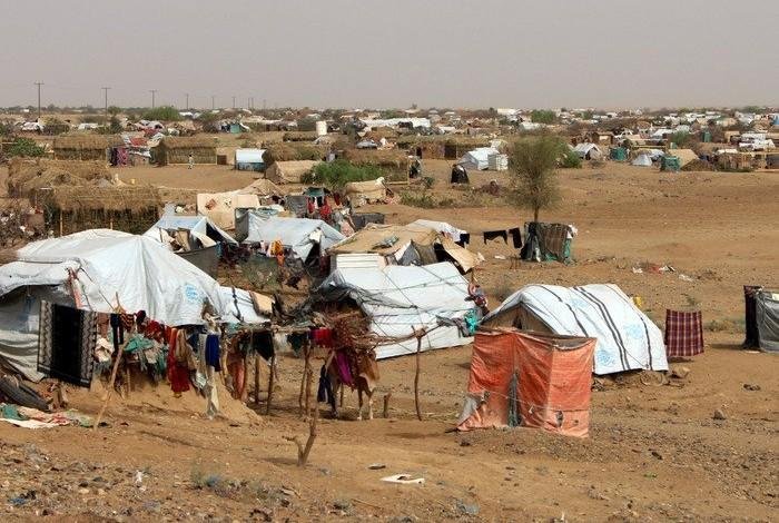 وكيل وزارة حقوق الإنسان اليمنية: أعداد النازحين قد تصل إلى ربع مليون في عدن ولحج