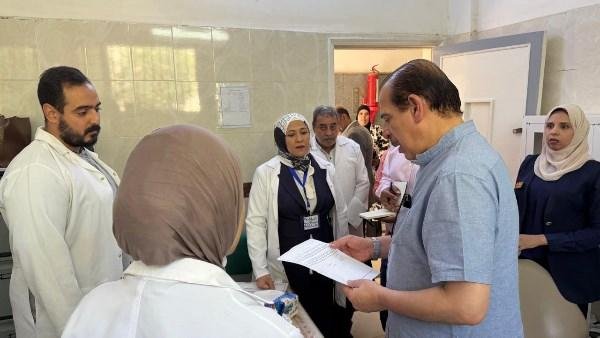 نائب وزير الصحة يتفقد مستشفيات بالوادي الجديد ويشيد بانتظام العمل والخدمات
