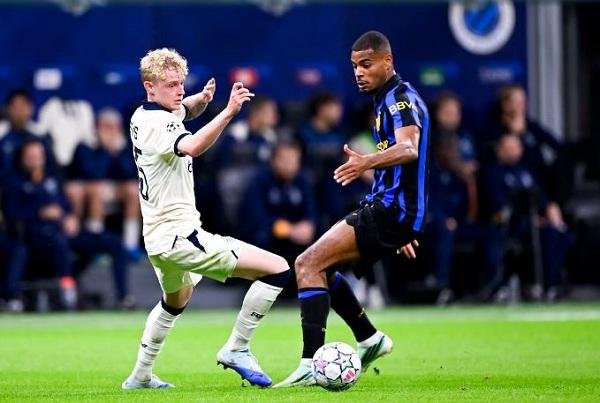 إنتر ميلان ينهار برباعية على أرضه أمام كلوب بروج في دوري أبطال أوروبا