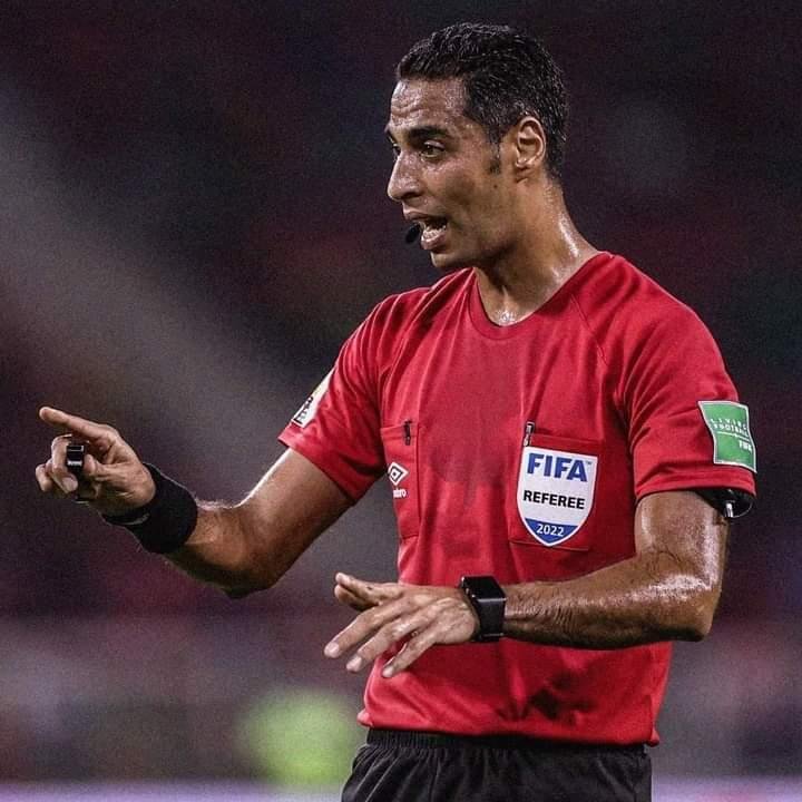 أمين عمر حكما لمباراة الأهلي ومودرن سبورت في الدوري