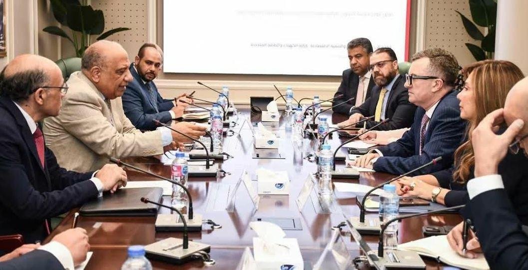 وزيرا الكهرباء والتخطيط يبحثان مشروعات تحلية مياه البحر وتعظيم القيمة المضافة من الأملاح المستخرجة