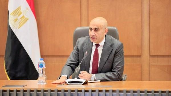 70 % أسئلة مقالية في امتحان "تكنولوجيا المعلومات"بالمرحلتين الابتدائية والإعدادية هذا العام