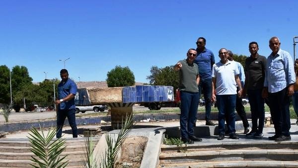 المحافظ يتفقد المدخل الشمالي للمدينة والمنطقة المجاورة لخان أسوان