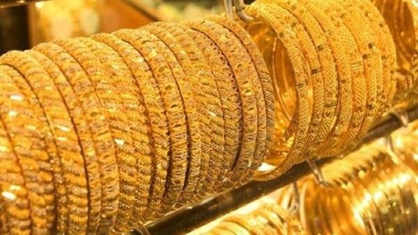 الدولار يعوض خسائر الذهب عالميًا.. عيار 21 يستقر عند 6180 جنيهًا