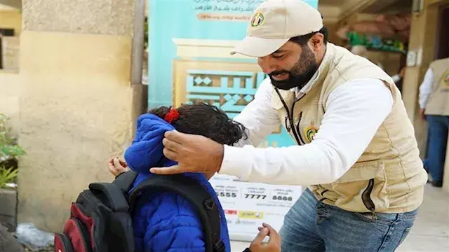 شنط وأحذية وجواكت.. بيت الزكاة...
