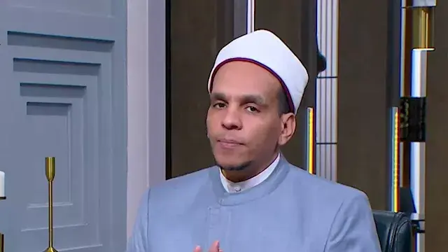 ما حكم الدعاء بأن يكون شخص من...