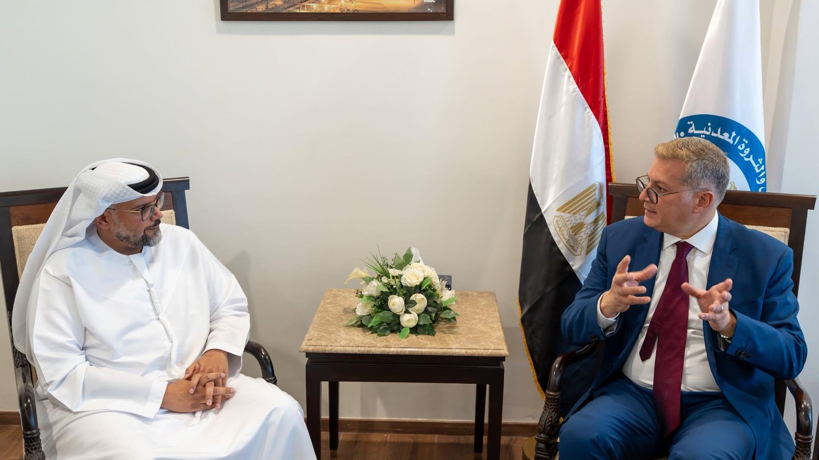 وزير البترول يبحث مع رئيس أدنو...
