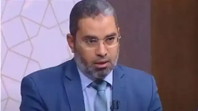 أحمد الرخ: الأمر بالمعروف والن...