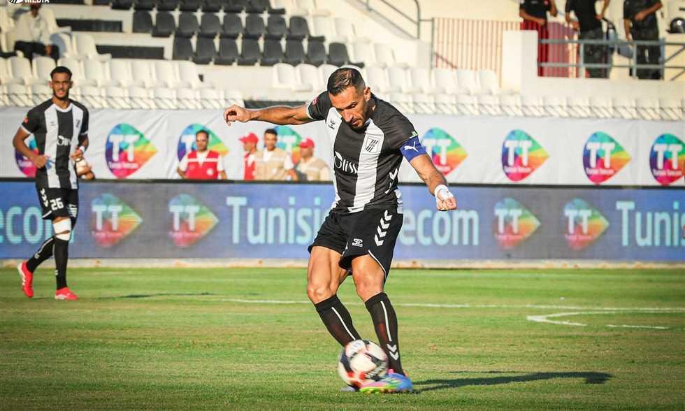 بمشاركة معلول.. الصفاقسي يتعادل مع الترجي في الدوري التونسي