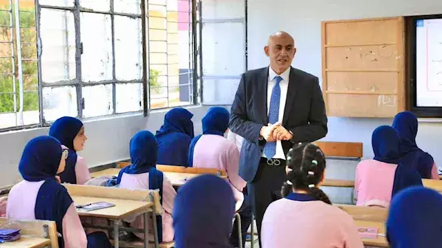 حوار عن البرمجة واستغلال الأبنية الشاغرة.. كواليس جولة وزير التعليم بالمنيا