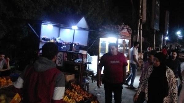 محافظ الدقهلية يتابع حملة ليلية لرفع الإشغالات والتصدي للتعديات على الطريق العام بمركز المنصورة