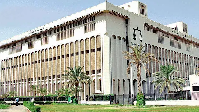 في قضية غسل أموال.. السجن 10 سنوات لكويتي ومصريين وغرامة 200 مليون دينار
